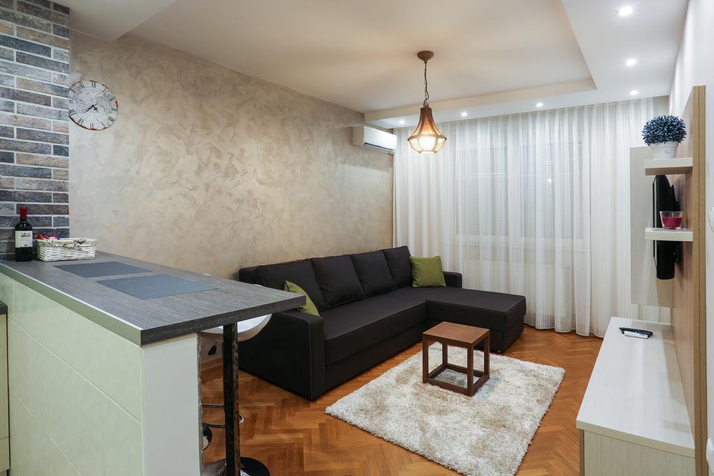 Promenada Apartment