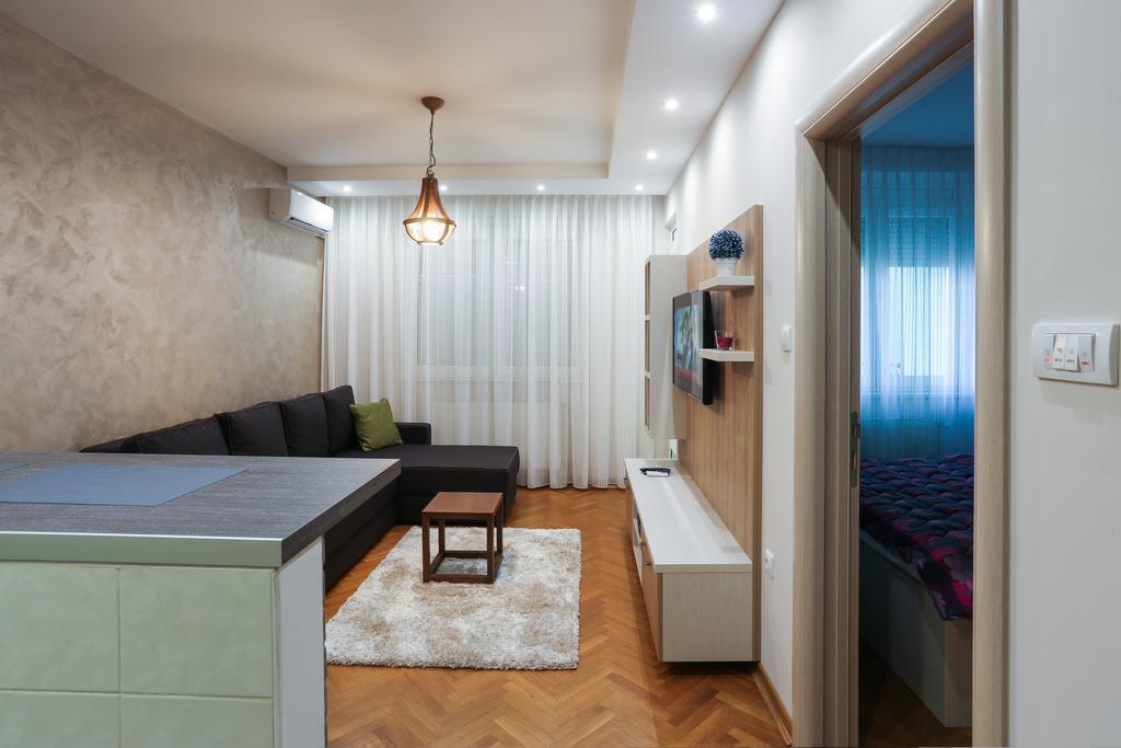 Promenada Apartment